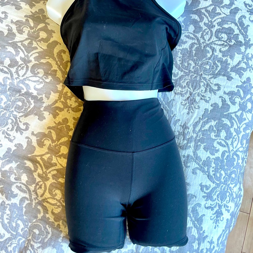 Align Lululemon Black Shorts 6”
